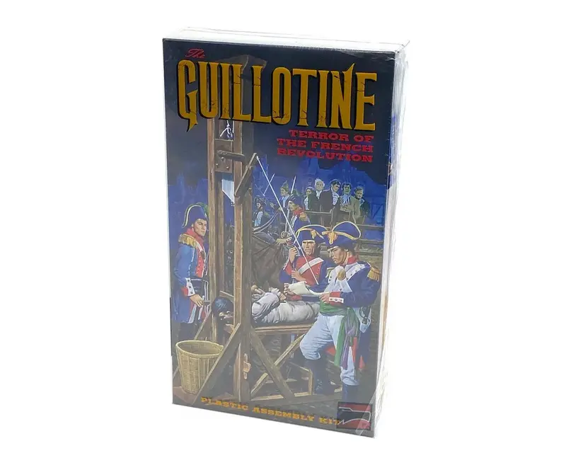 1/16 Doll & Hobby The Guillotine Plastic Model Kit 1