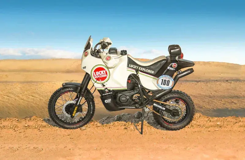 1/9 Italeri Cagiva Elefant 850 Paris-Dakar (1987) 4643 1