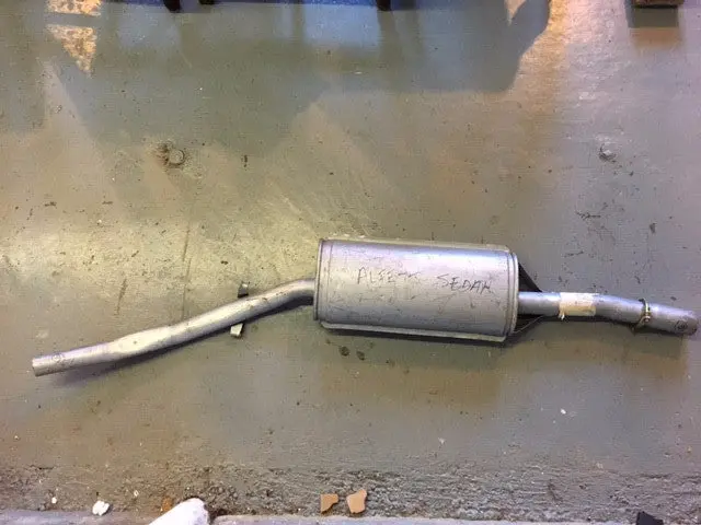 Alfa Romeo Alfetta Sedan Middle Muffler 1