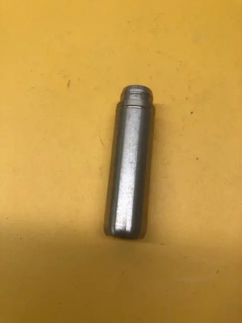 Alfa Romeo Spider And Gtv Exhaust Valve Guides 1