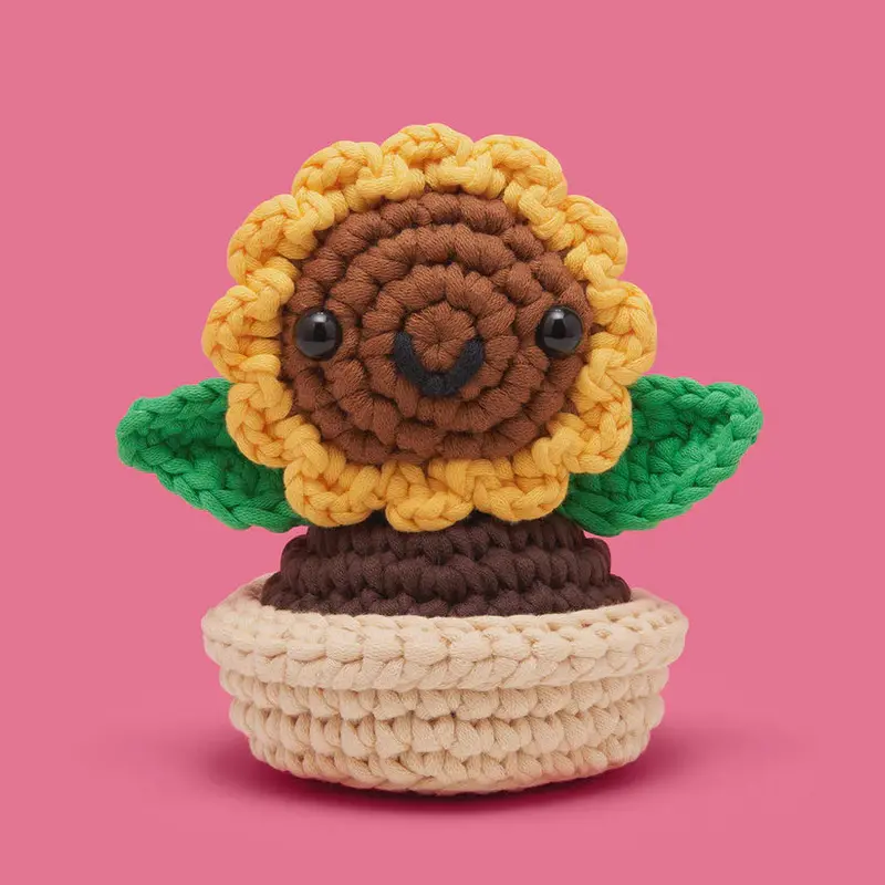 Ana The Sunflower Crochet Kit 1