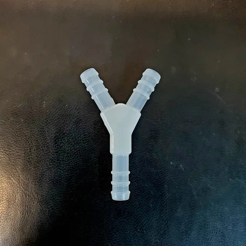 Fuel "Y" Connector 1