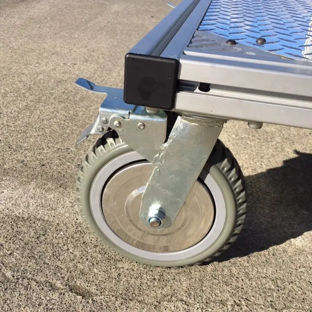 Im Hq Stacker Kart Stand - Big Wheel Addon 1