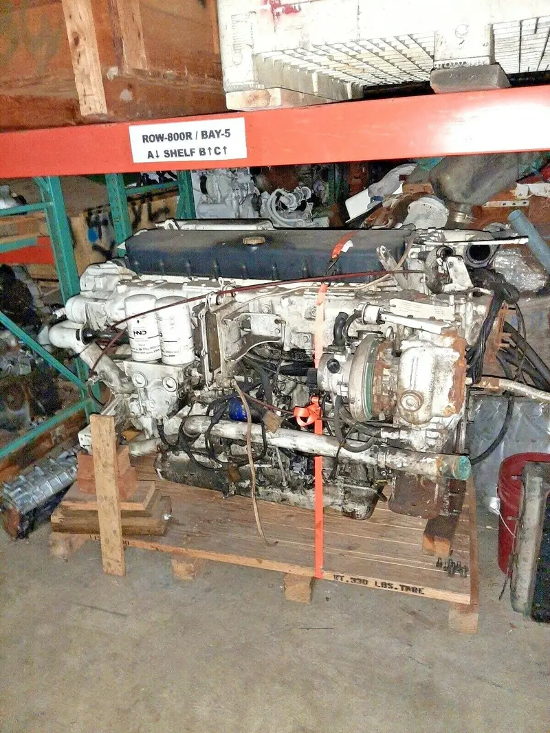 Iveco 6 Cyl. Marine Diesel Engine Model # Fhe 0686 D * F  For Parts See Descript 1