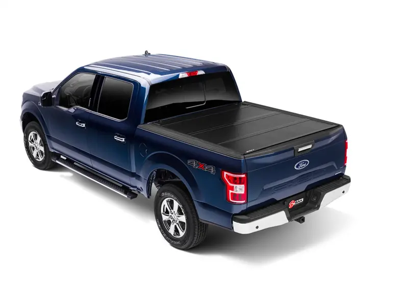 Bakflip G2 Hard Folding Truck Bed Cover – Nissan Navara D40 Extra Cab (2005–2015) 1